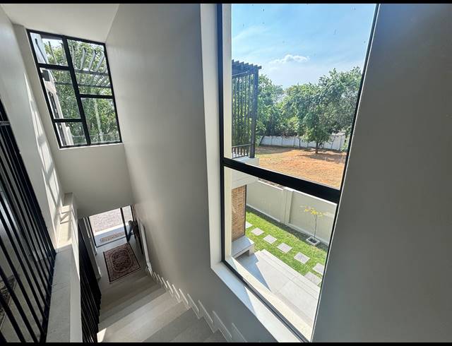 4 BEDROOM CLUSTER FOR SALE IN EDENBURG